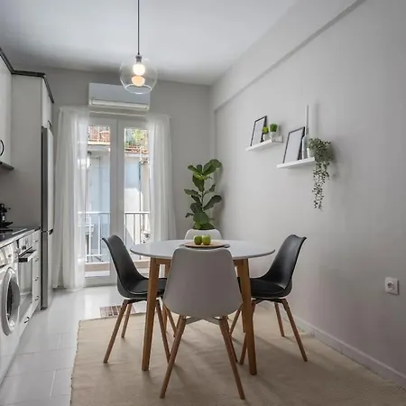 Apartament Superb In Center.